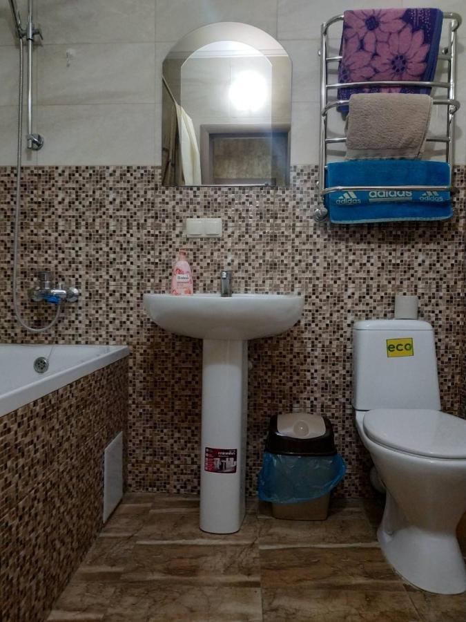 Апартаменти В Новому Будинку В Самому Центрi Khmelʼnytsʼkyy Eksteriør billede