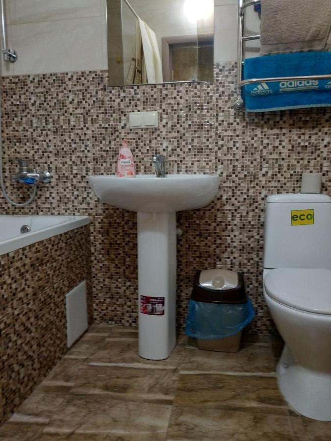 Апартаменти В Новому Будинку В Самому Центрi Khmelʼnytsʼkyy Eksteriør billede